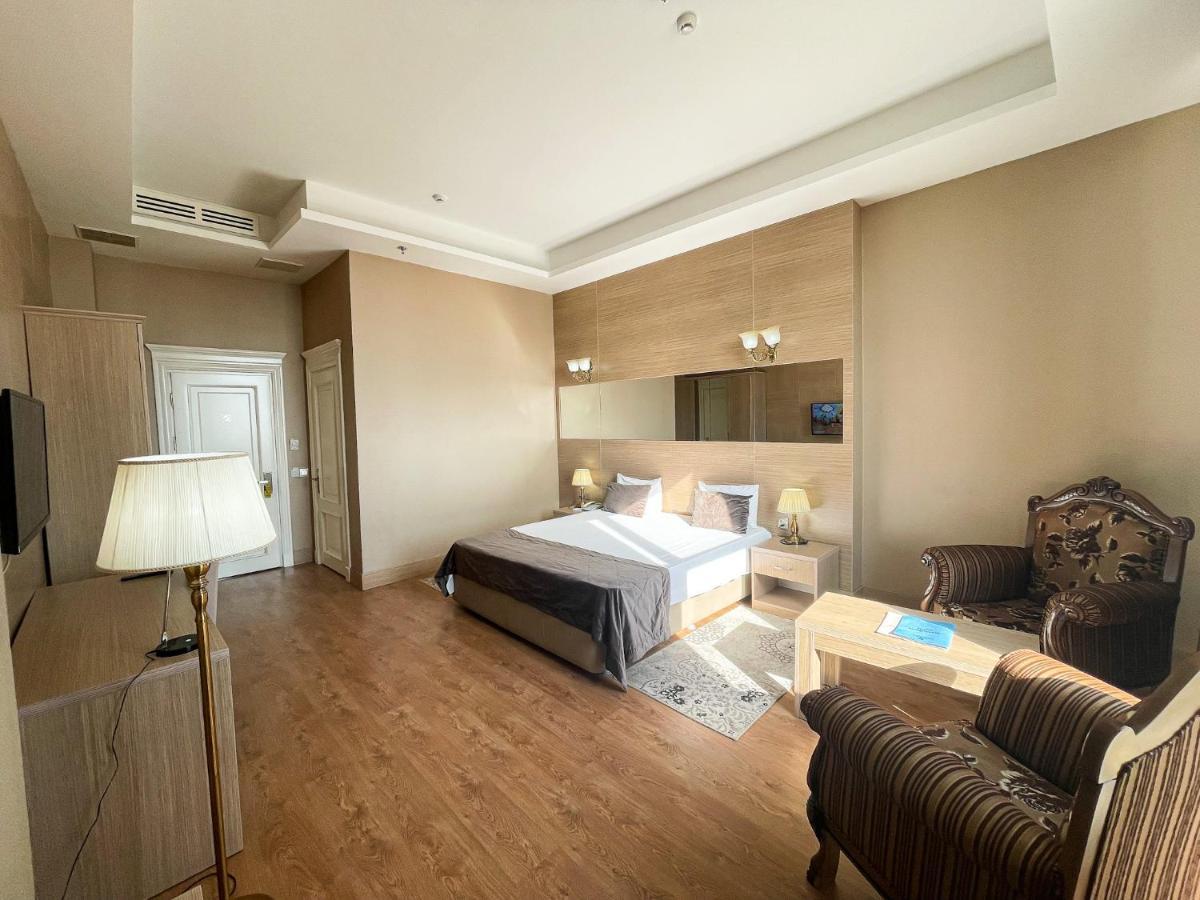 Nobel Hotel Baku Kültér fotó