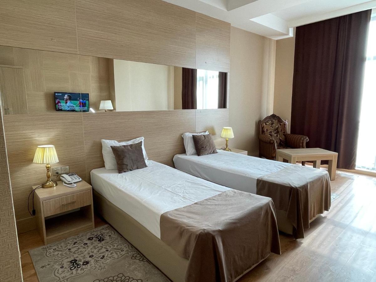 Nobel Hotel Baku Kültér fotó
