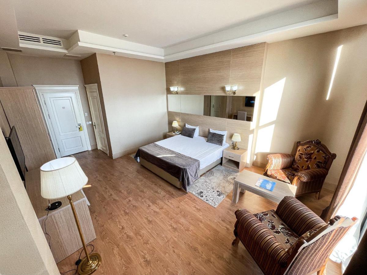 Nobel Hotel Baku Kültér fotó