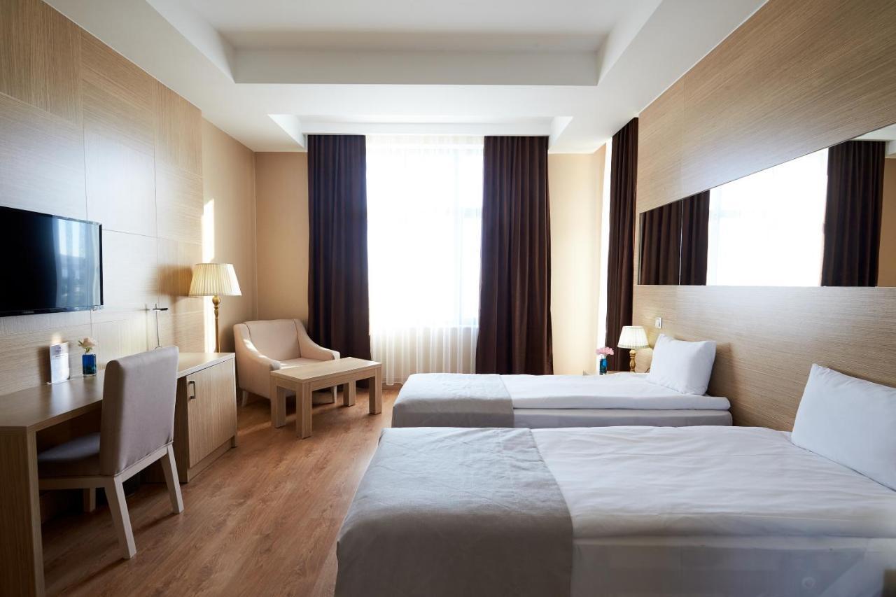 Nobel Hotel Baku Kültér fotó