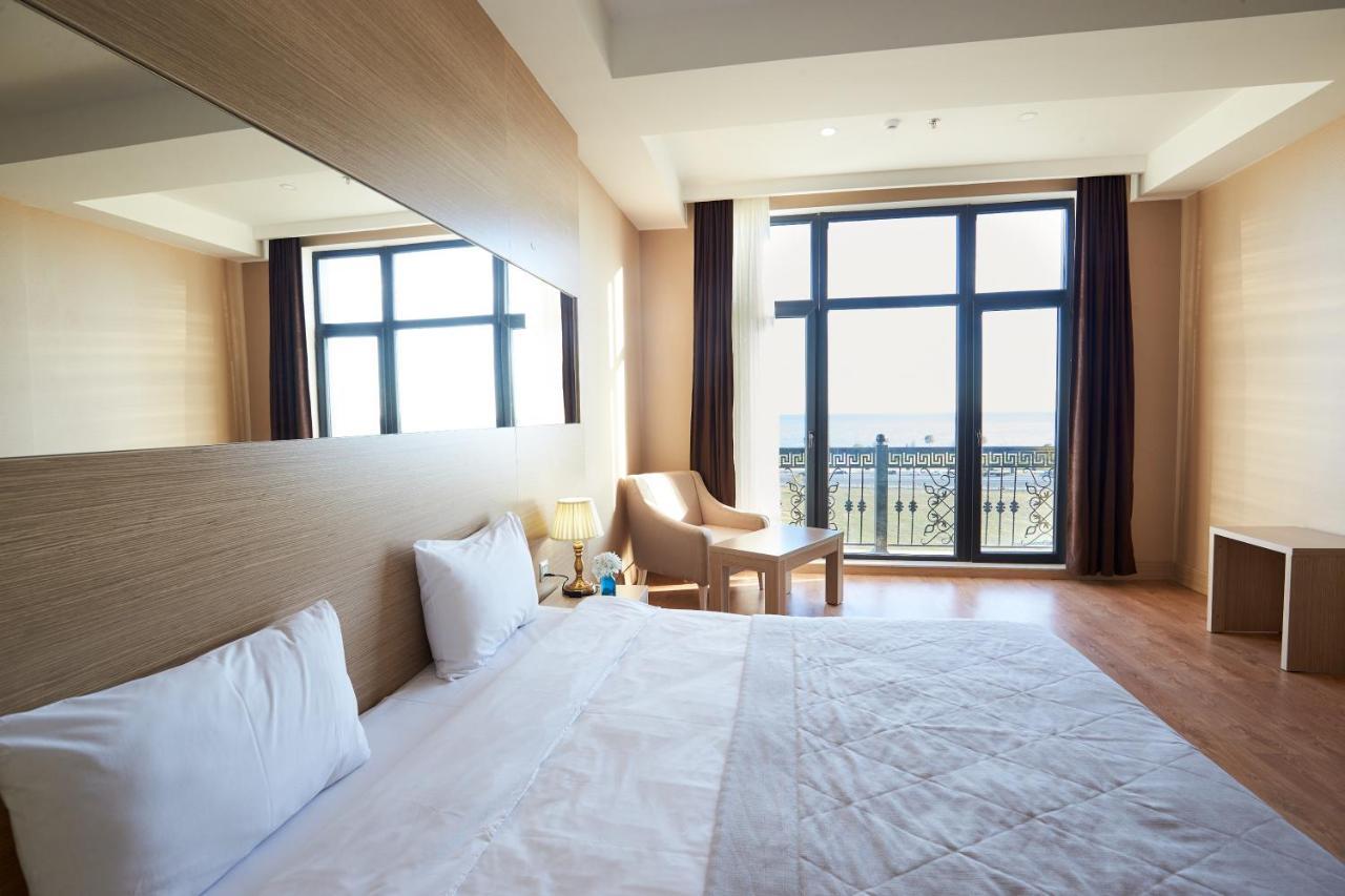 Nobel Hotel Baku Kültér fotó