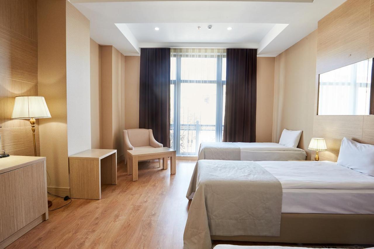 Nobel Hotel Baku Kültér fotó